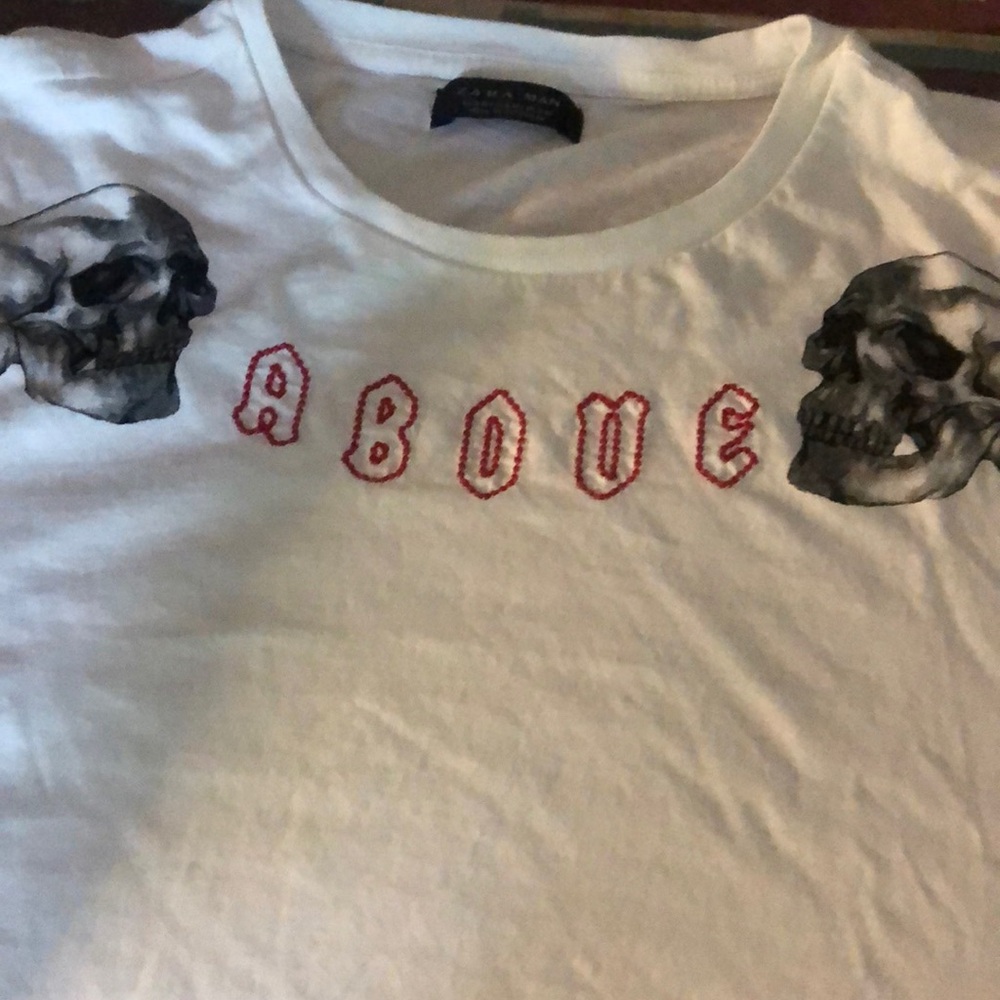 NWT Zara White Skull Tee